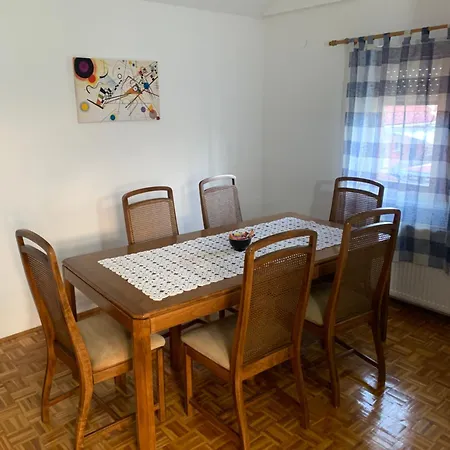 Vista Dubica アパート Bosanska Dubica